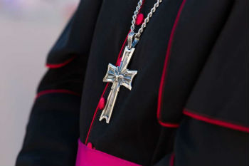 Image of A bishops pectoral cross